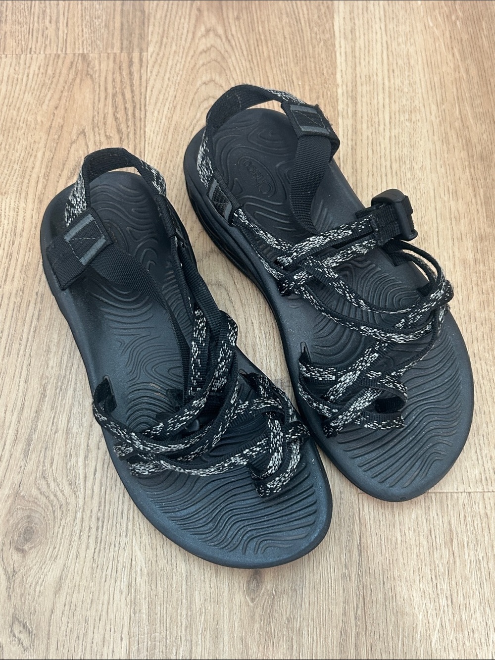 Chacos Black and Gray Sandals Womens Size 7‎